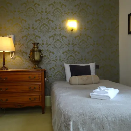 Hotel California Vichy