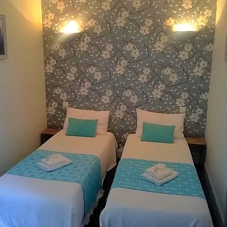 Hotel California Vichy