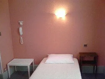 California Hotel 2*