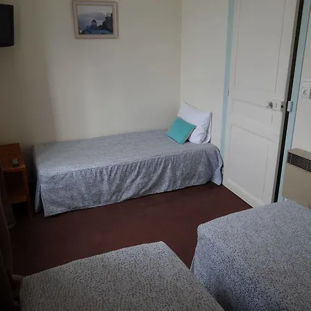 California Hotel 2*