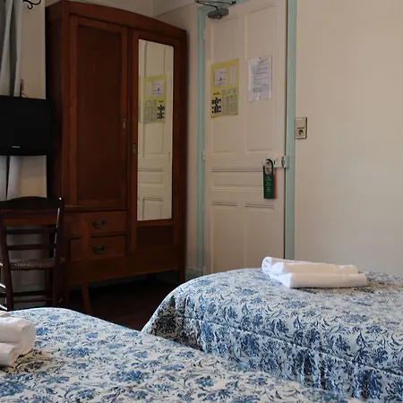 Hotel California Vichy